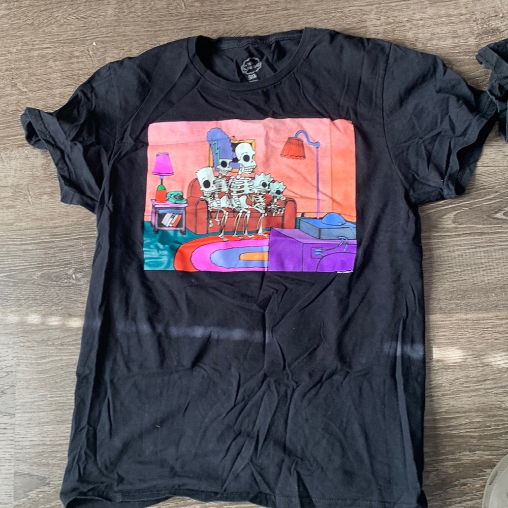 Men’s small graphic T-shirts